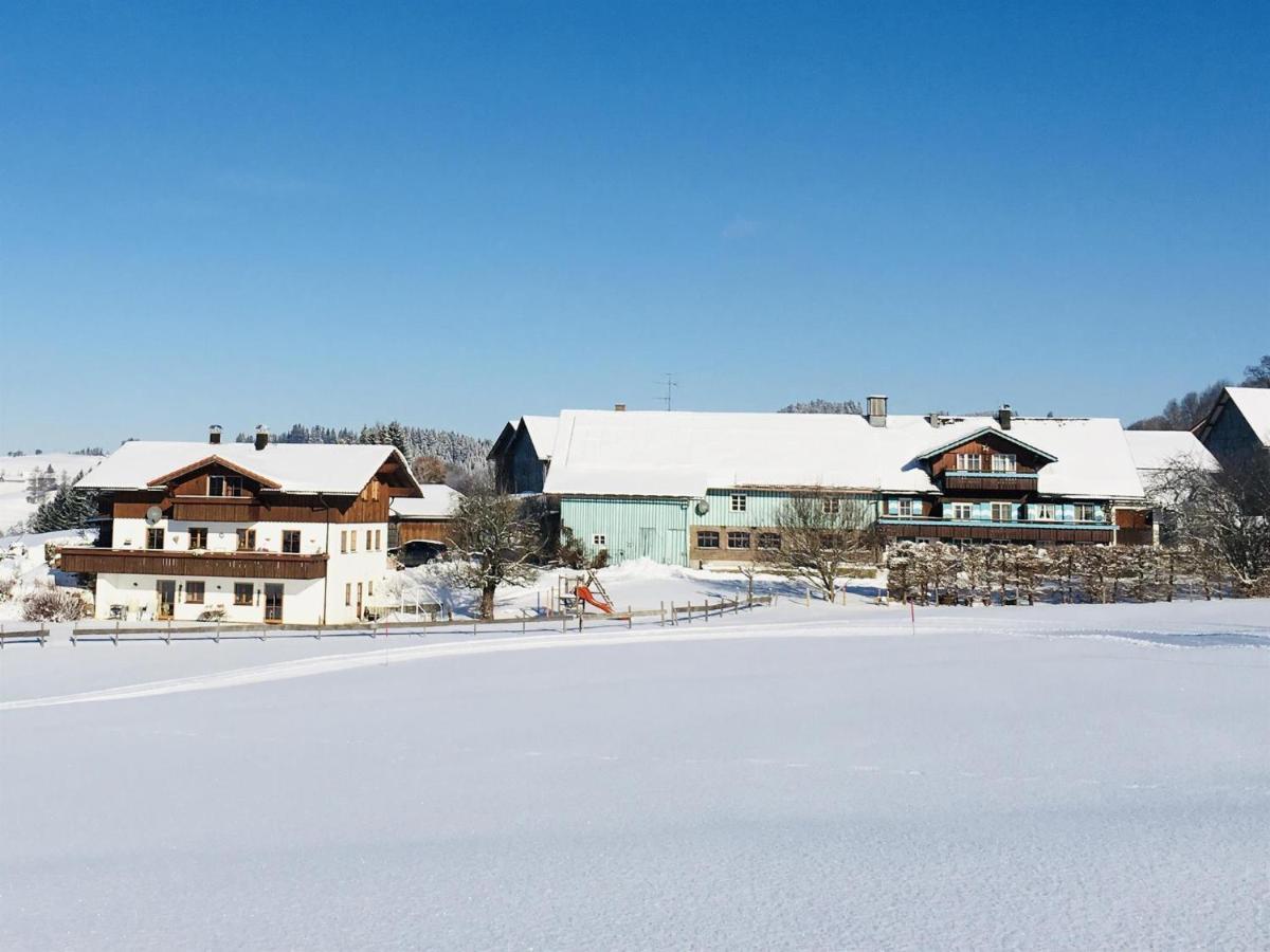 Ferienwohnungen Britta Heim Oberstaufen Bagian luar foto