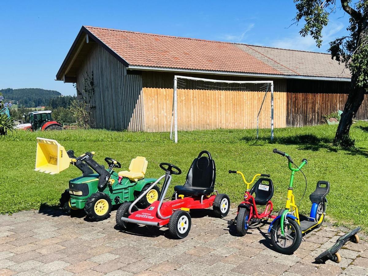 Ferienwohnungen Britta Heim Oberstaufen Bagian luar foto